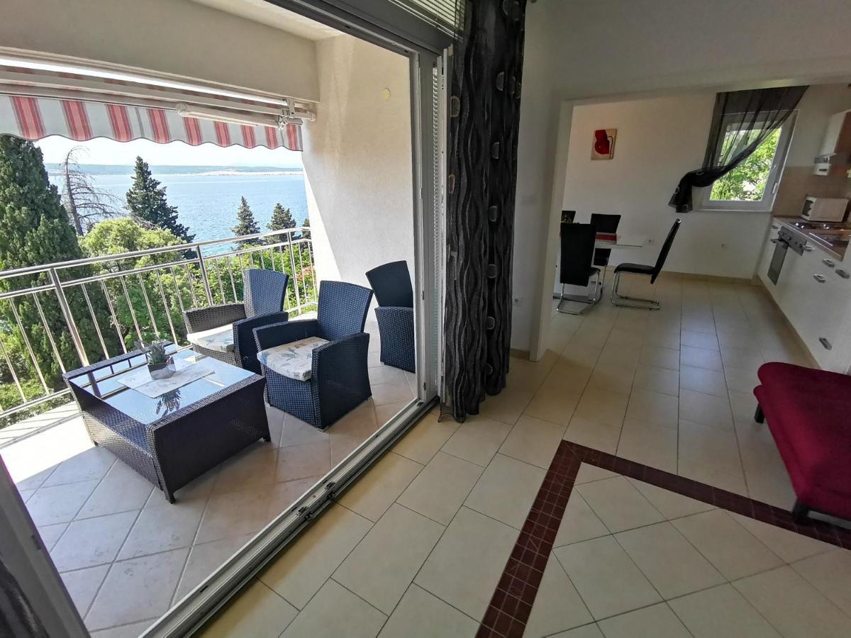 Villa Sara Lux Crikvenica Exteriör bild