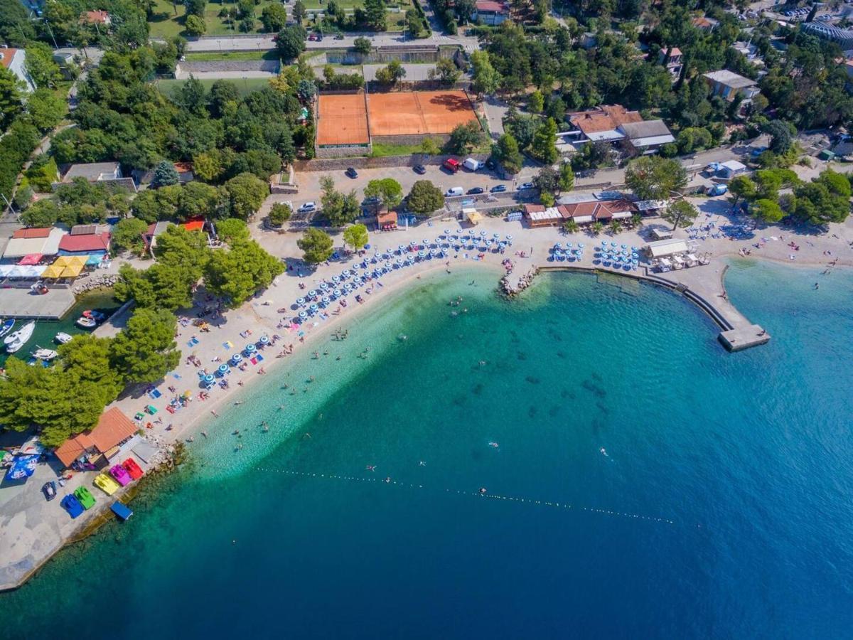 Villa Sara Lux Crikvenica Exteriör bild